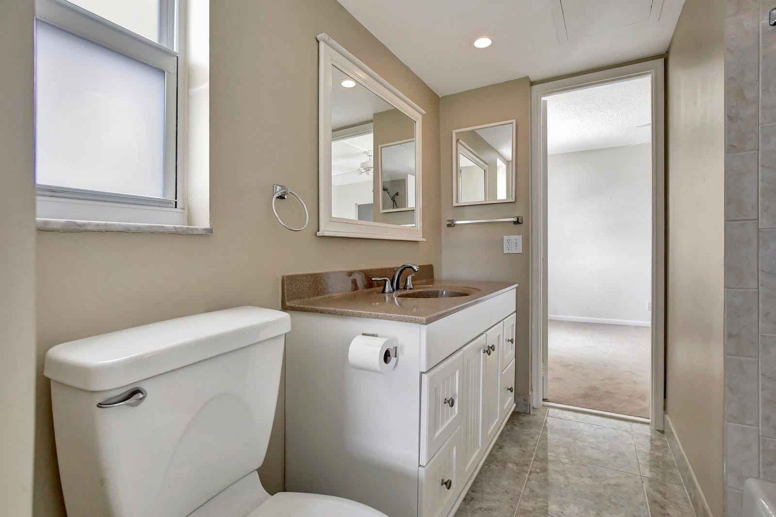 900 NE 18th Avenue 606 — photo 8