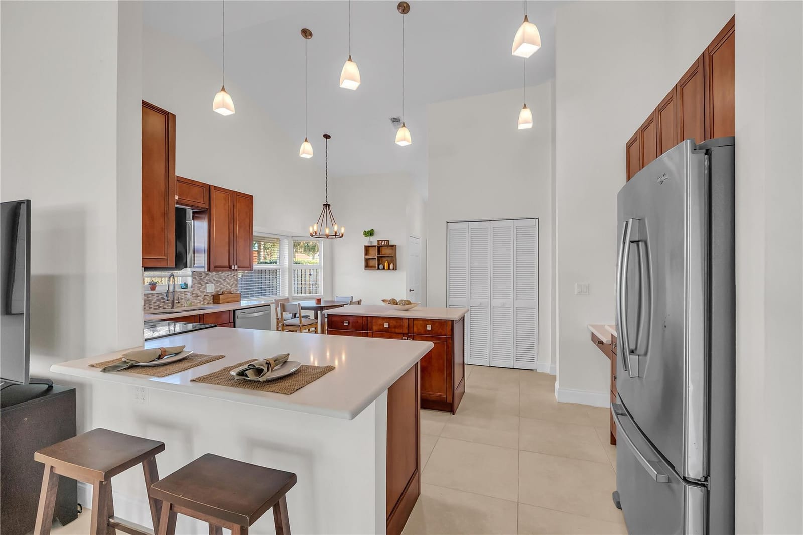 3605 SW 23rd Street — photo 6