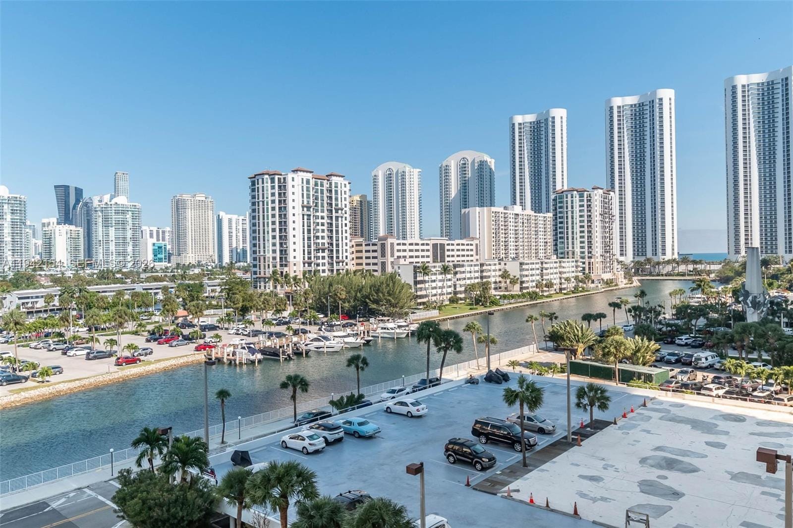 500 Bayview Drive 617, Sunny Isles Beach, FL 33160 photo 4