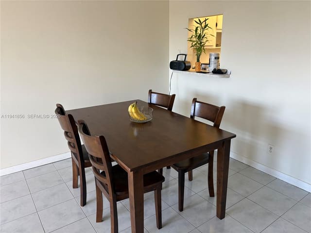 220 SW 9th Avenue 512, sold in Parkside Towers Condo, Hallandale Beach, FL