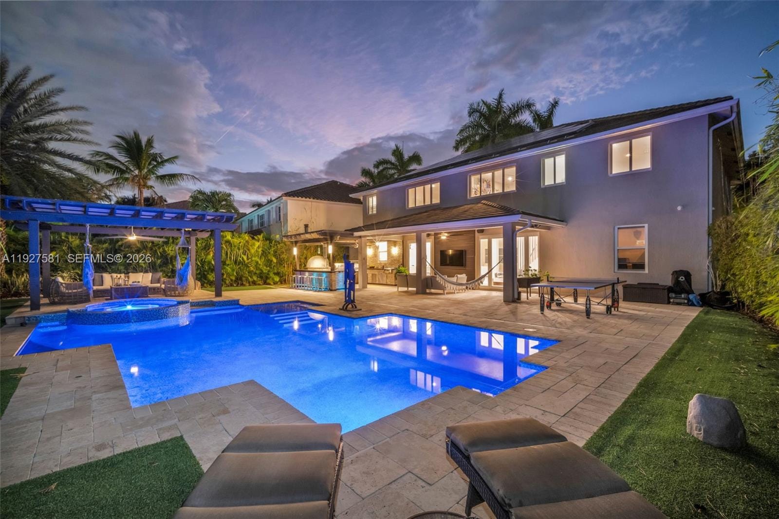 3825 Heron Ridge Lane, Weston, FL 33331