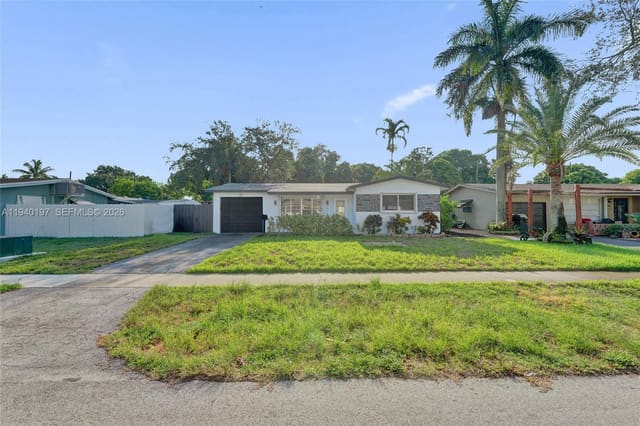 2015 N 58th Avenue, sold in Delcrest Manor, Hollywood, FL