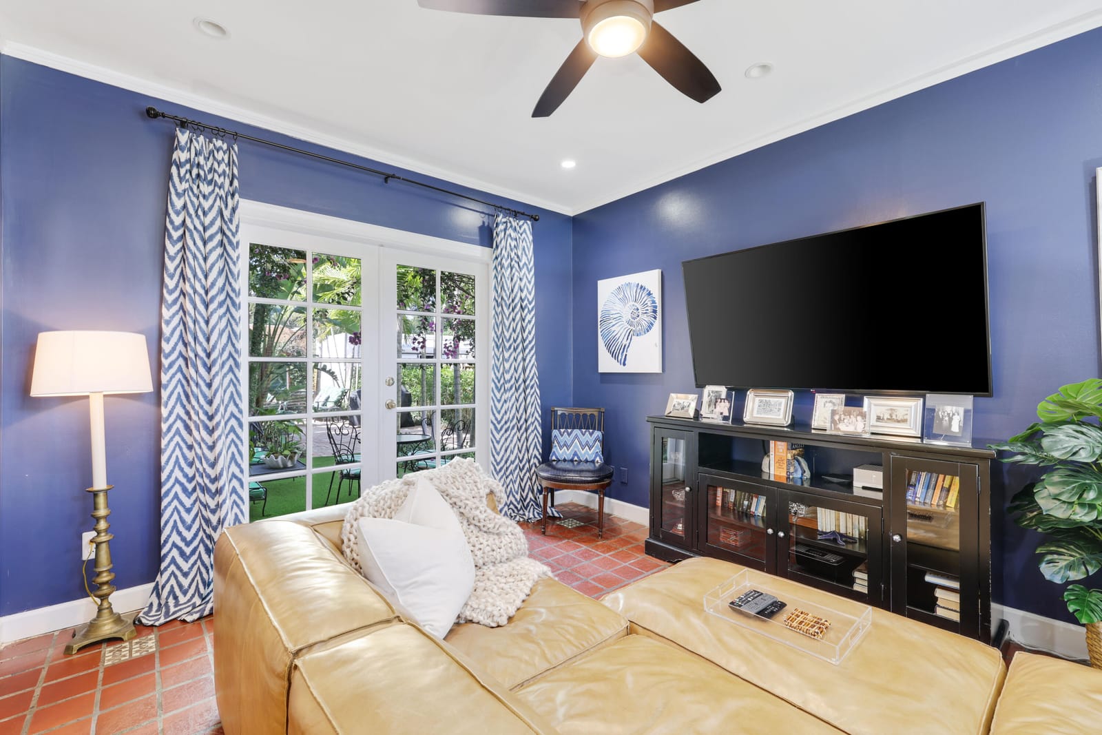 325 Greymon Drive, West Palm Beach, FL 33405 photo 12