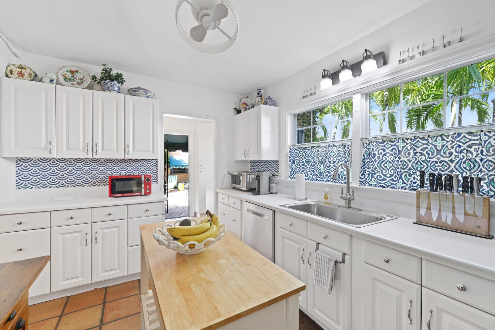 325 Greymon Drive, West Palm Beach, FL 33405 photo 19