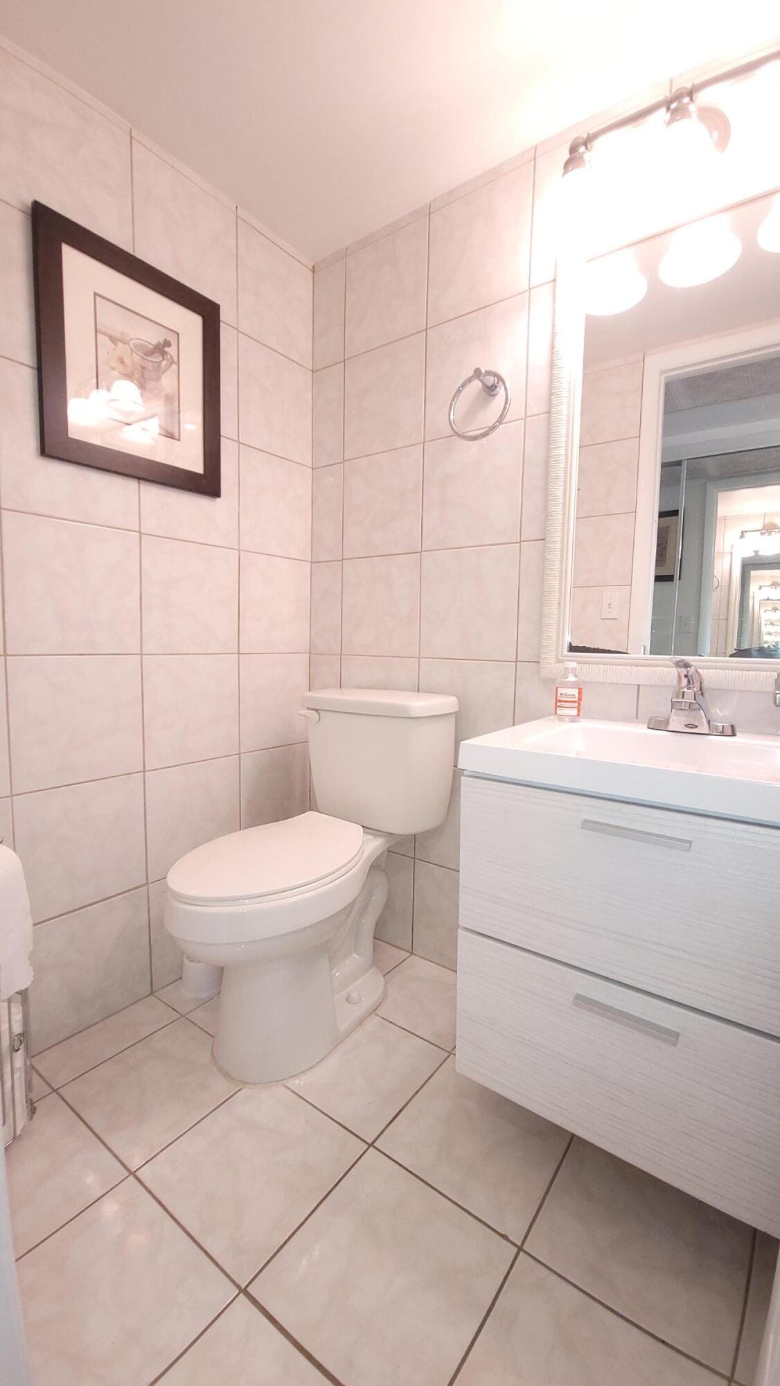 405 Southampton A — photo 11