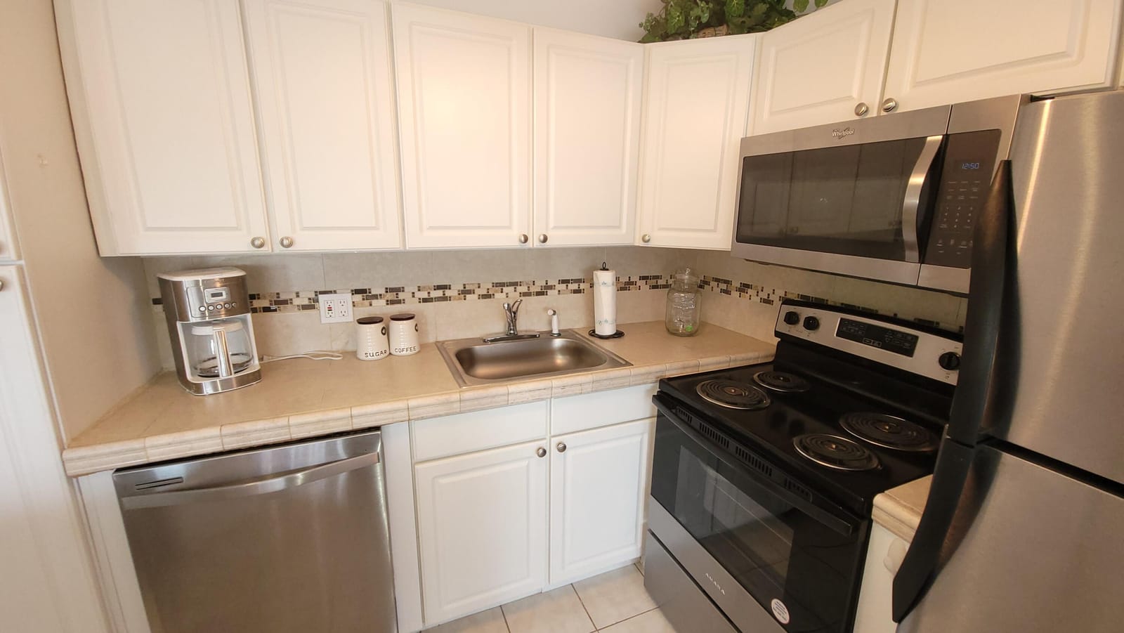405 Southampton A — photo 9