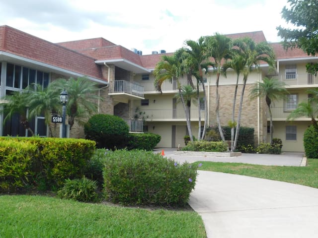 5500 Tamberlane Circle 305, Tamberlane, Palm Beach Gardens, FL