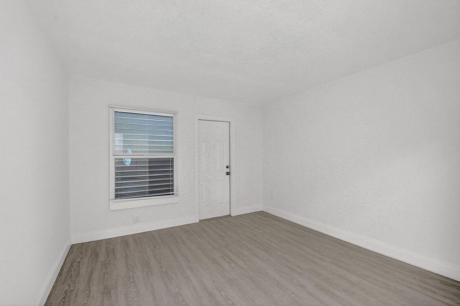 10698 Misty Lane, Royal Palm Beach, FL 33411 photo 13