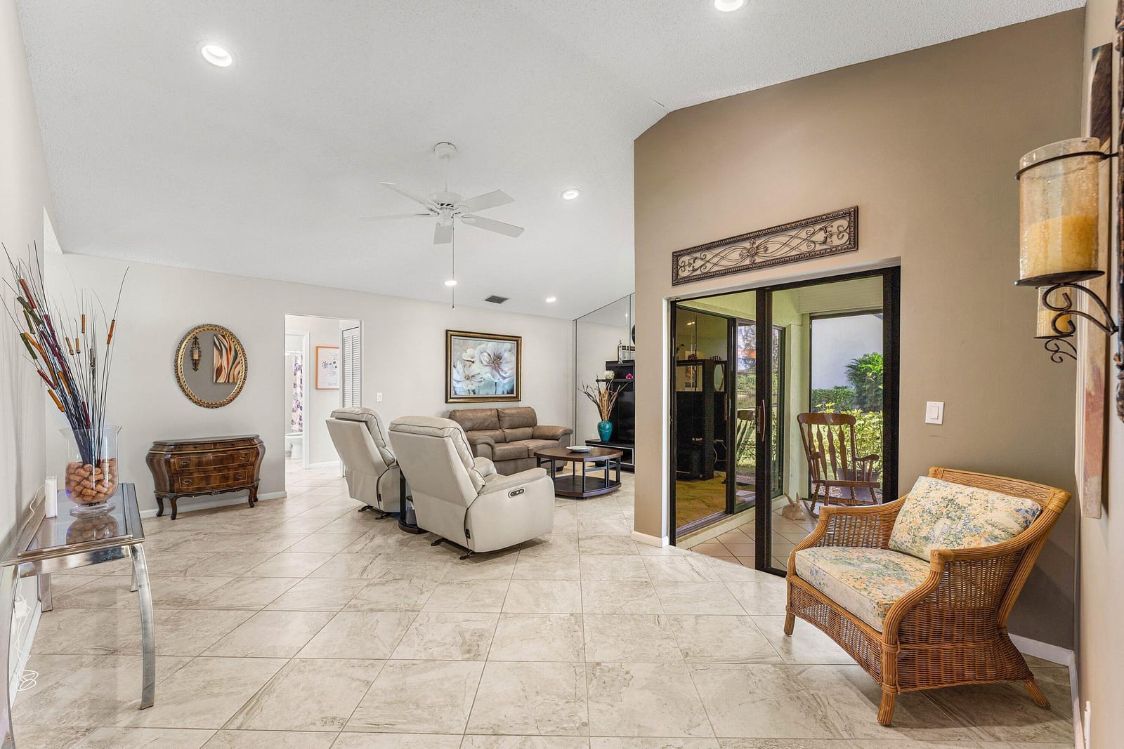 5574 Parkwalk Circle E, Boynton Beach, FL 33472 photo 13