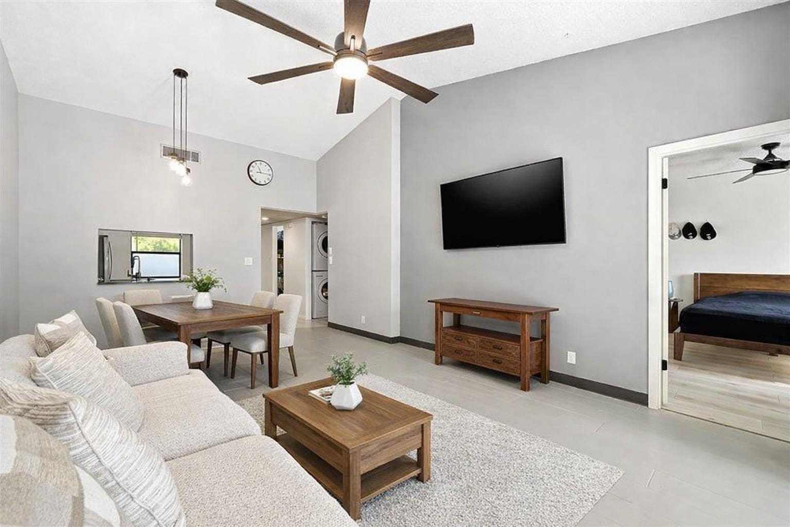 3053 Carambola Circle N Unit 3053 — photo 12