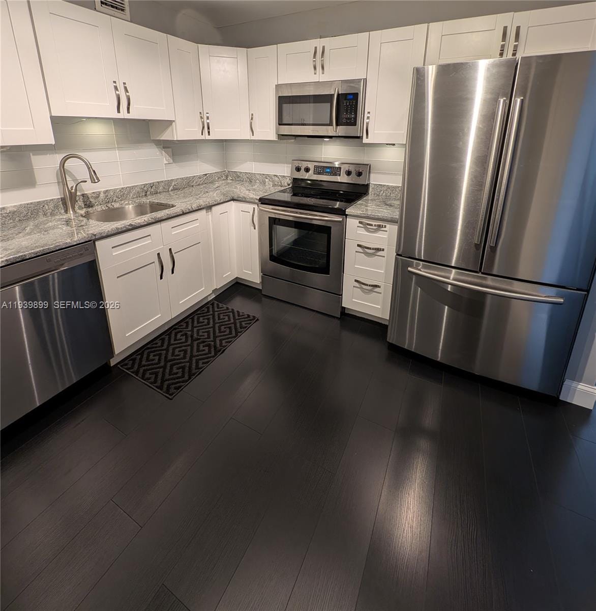 18151 NE 31st Court 307, Aventura, FL 33160