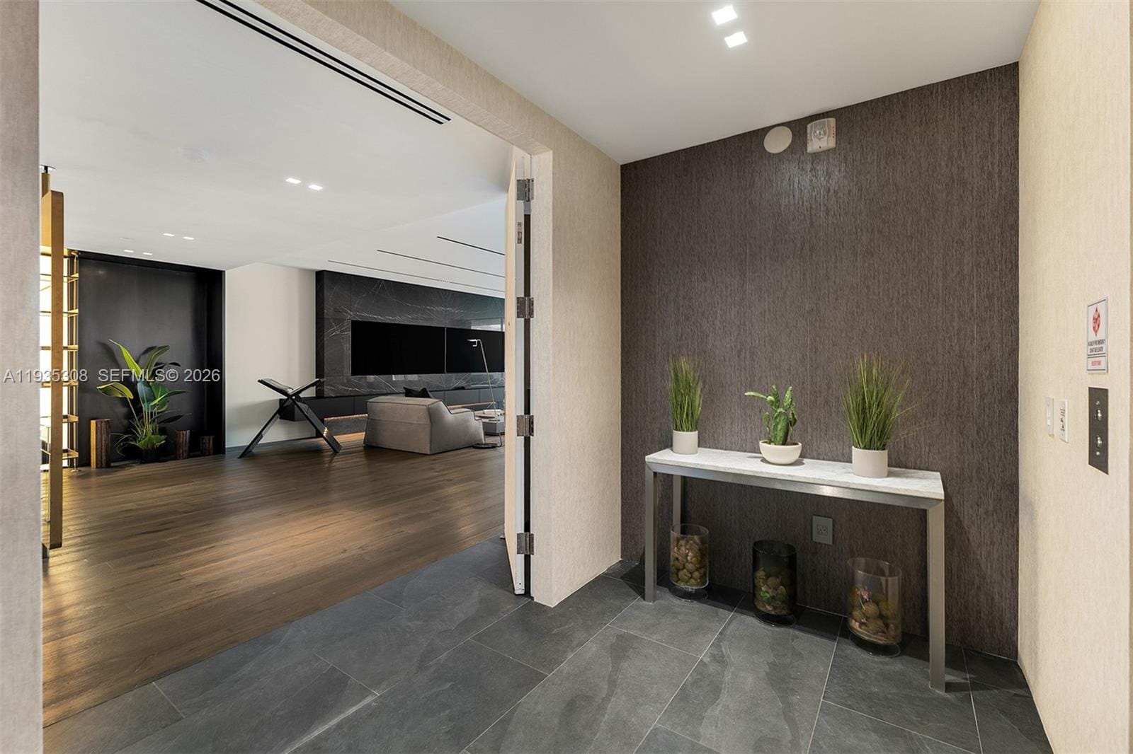 10203 Collins Avenue 1403, Bal Harbour, FL 33154 photo 3