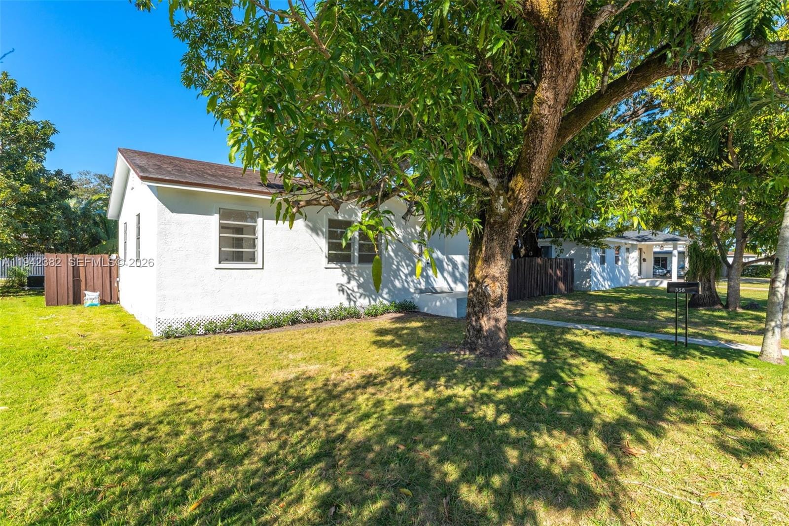358 Pine Court, Miami Springs, FL 33166 photo 7