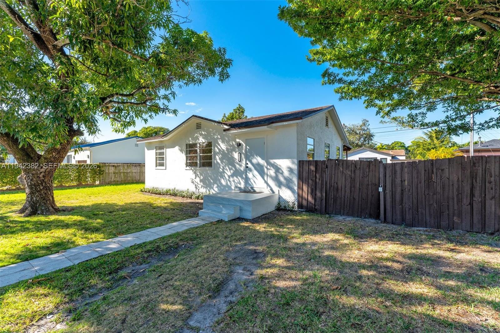 358 Pine Court, Miami Springs, FL 33166 photo 8