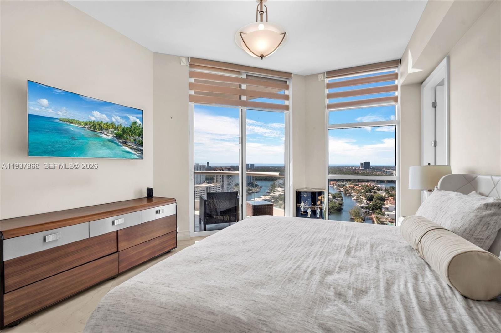16051 Collins Avenue 2001, Sunny Isles Beach, FL 33160 photo 11