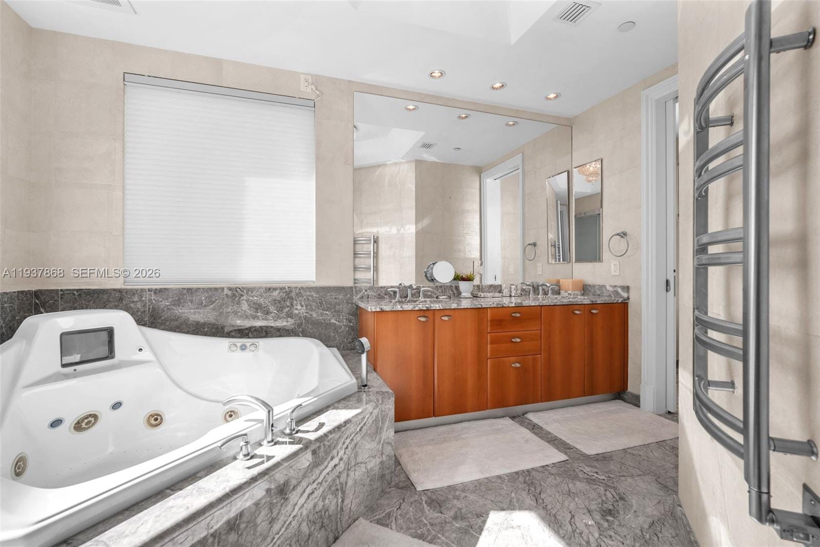 16051 Collins Avenue 2001, Sunny Isles Beach, FL 33160 photo 10