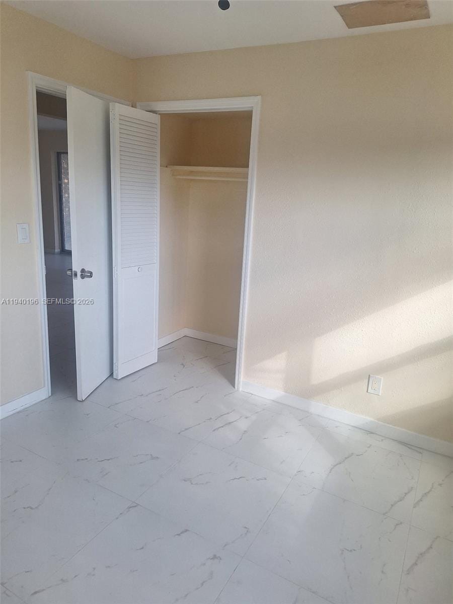 245 E Parkway, FL 33904 photo 20