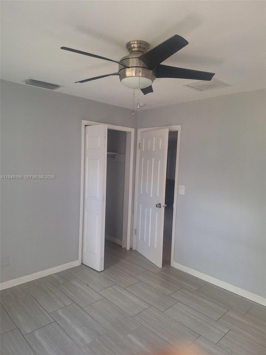 245 E Parkway — photo 9