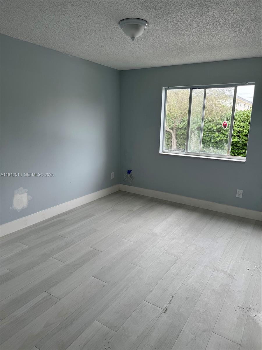 440 S Park Road 4-207 — photo 2