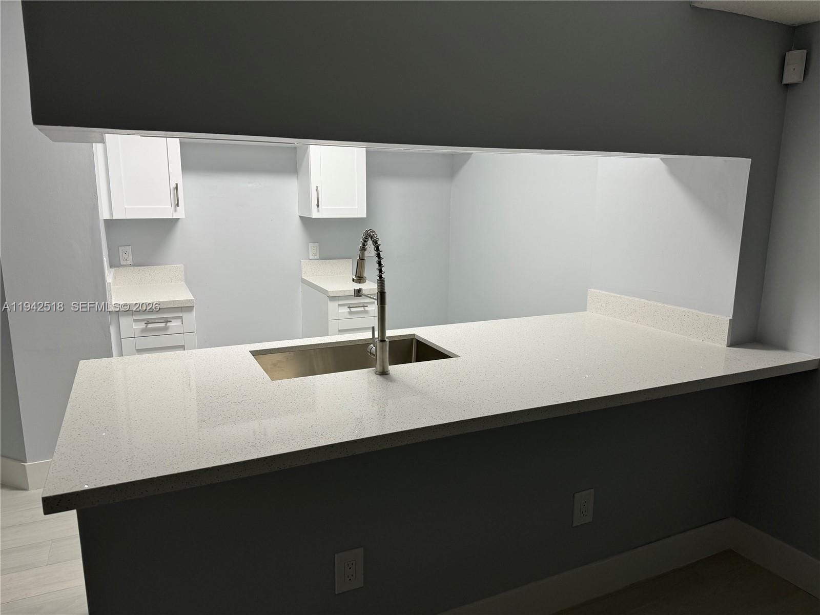 440 S Park Road 4-207 — photo 5
