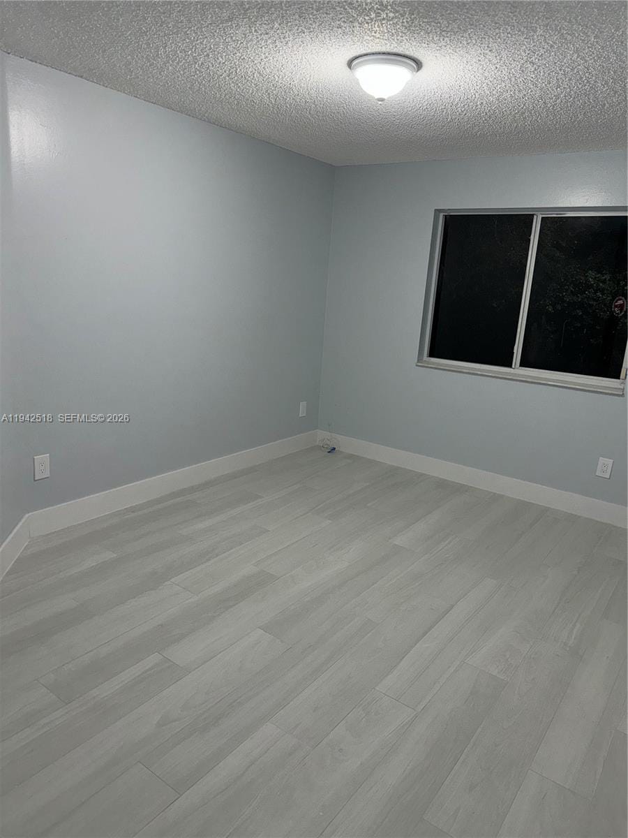 440 S Park Road 4-207 — photo 8