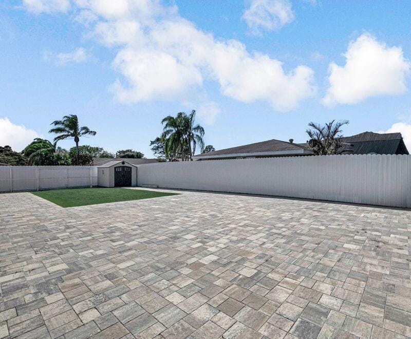 2092 SW Airoso Boulevard, Port St. Lucie, FL 34984 photo 18