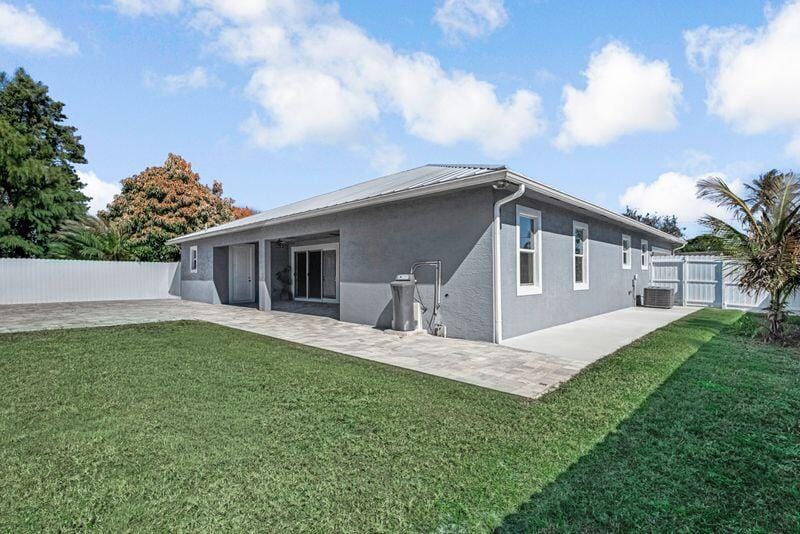 2092 SW Airoso Boulevard — photo 10