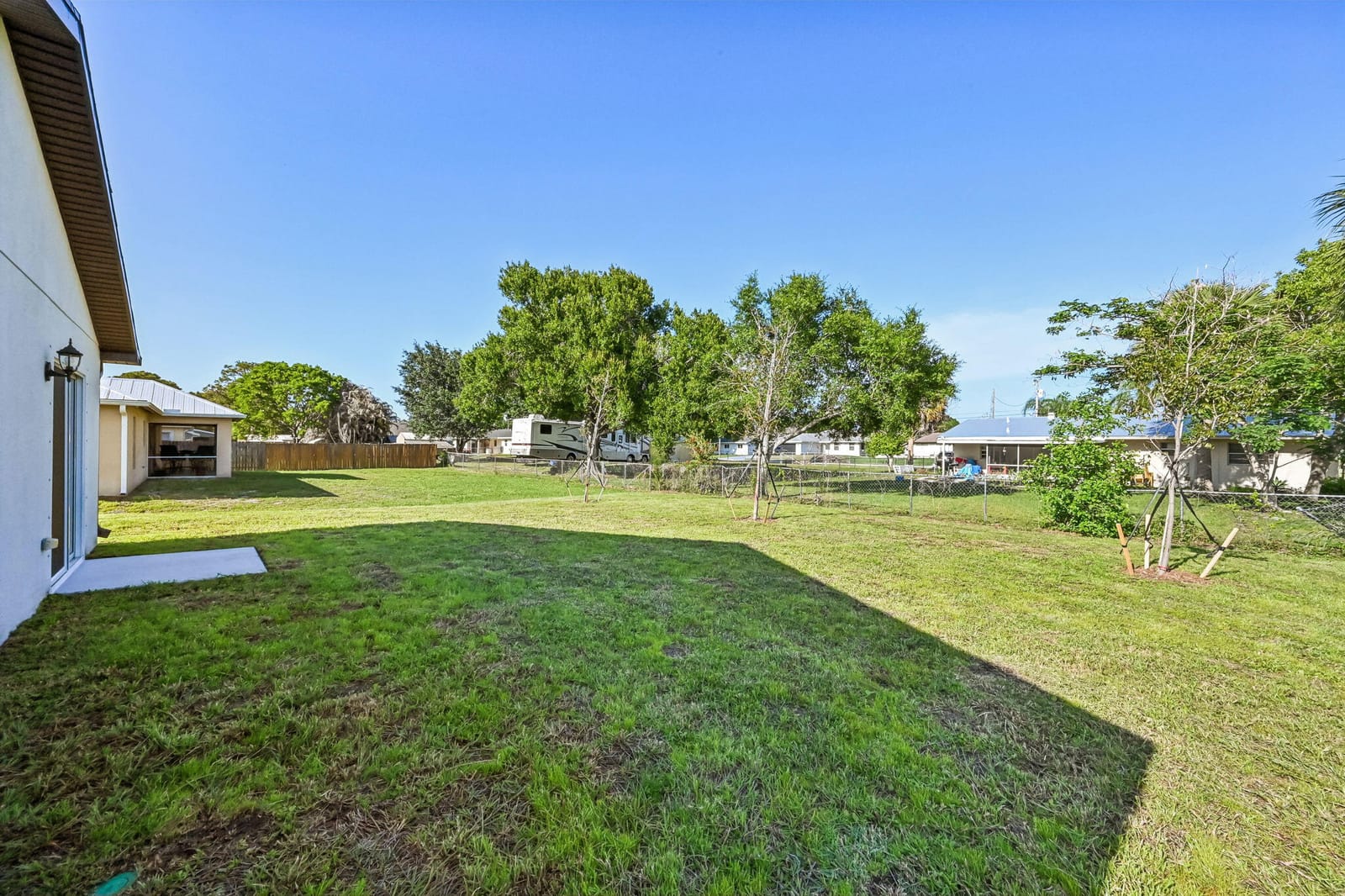 5606 Seagrape Drive — photo 8