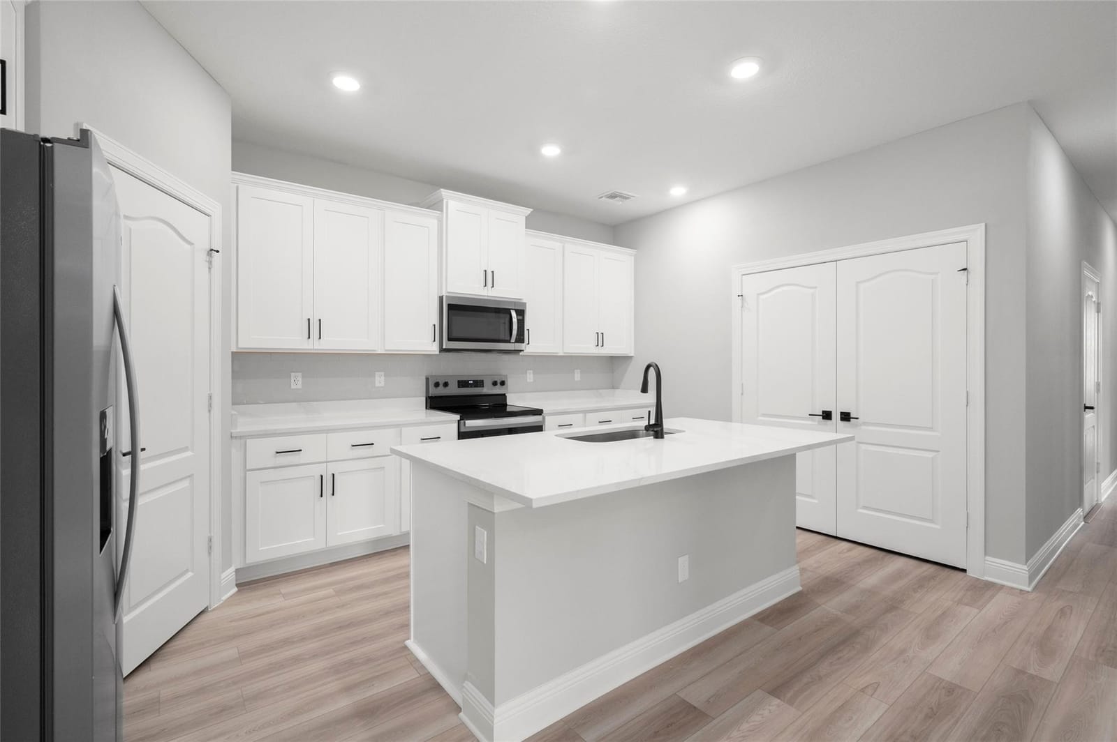 5412 Gladness Court — photo 4