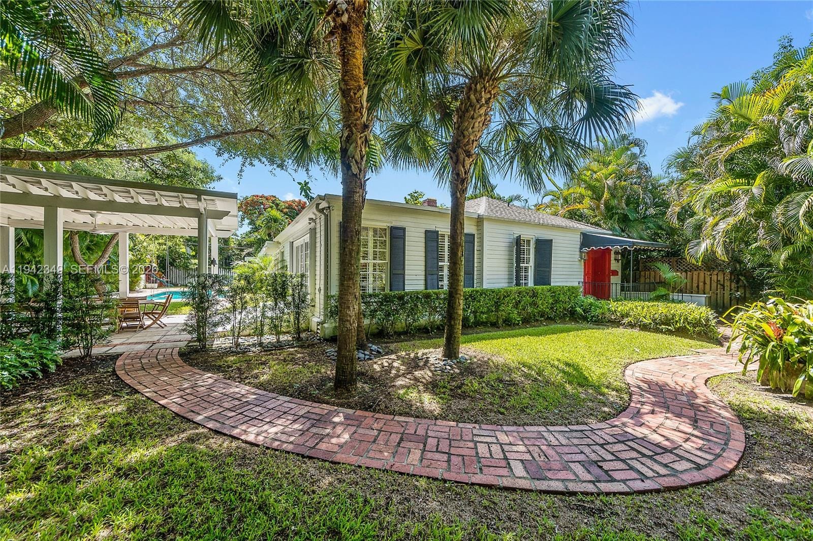 4255 Lennox Drive, Miami, FL 33133