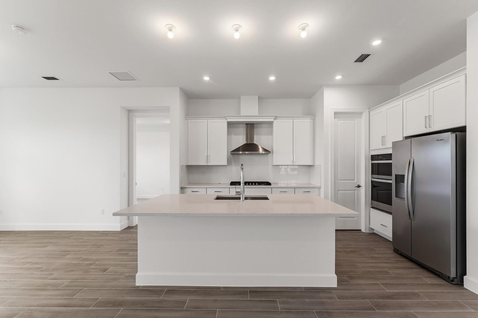14294 SW Artesia Drive — photo 2