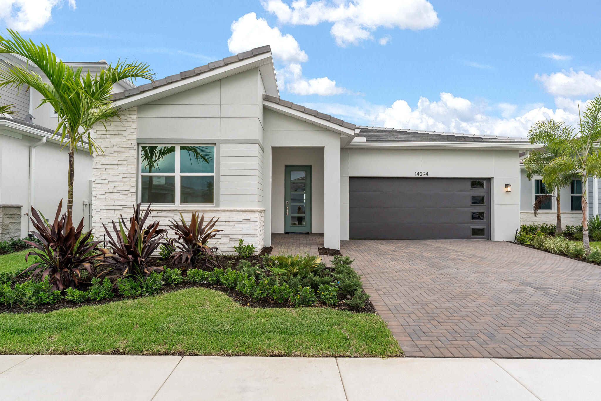 Pending home at 14294 SW Artesia Drive, Port St. Lucie, FL 34987