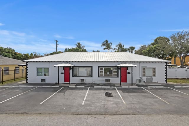 49 W 27th Street, sold in Kirklington Park, Riviera Beach, FL