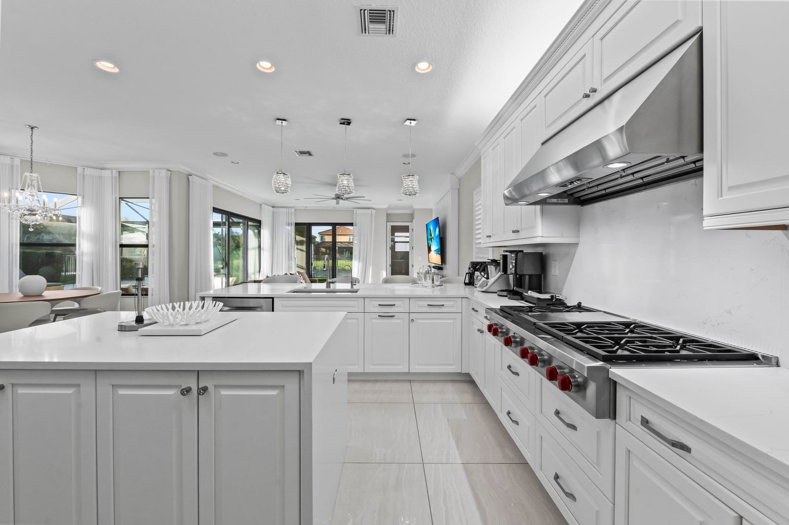 9795 Rennes Lane — photo 9