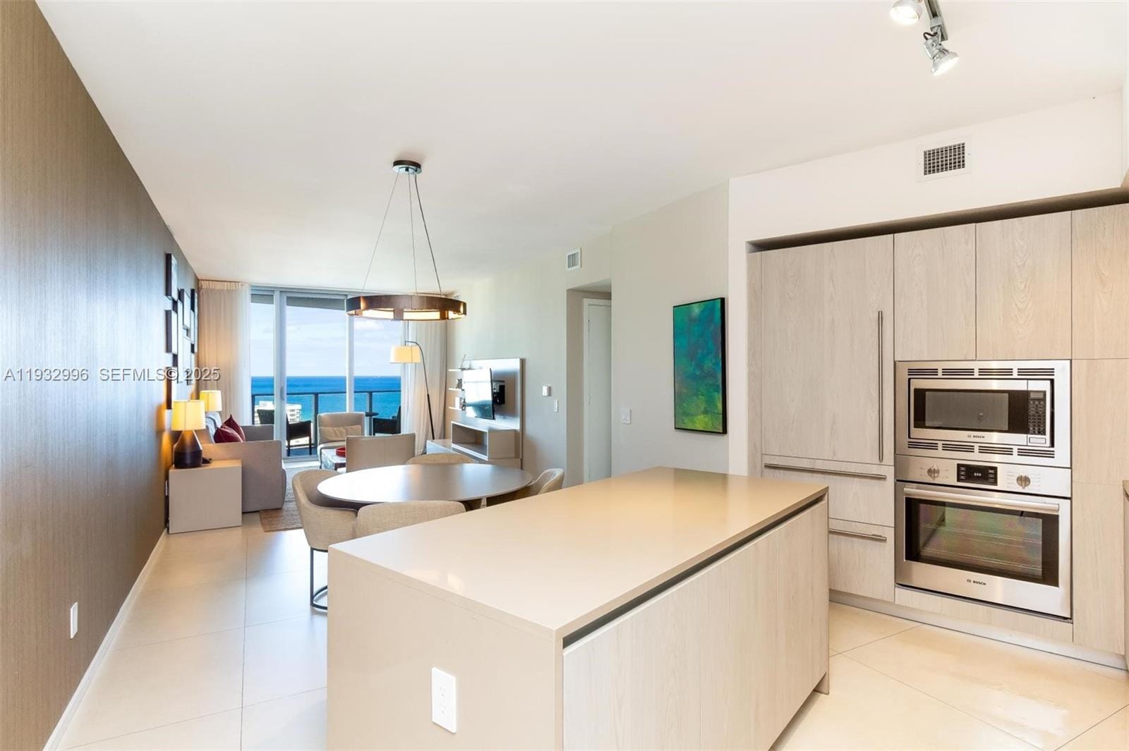 4111 S Ocean Drive 1910 — photo 2