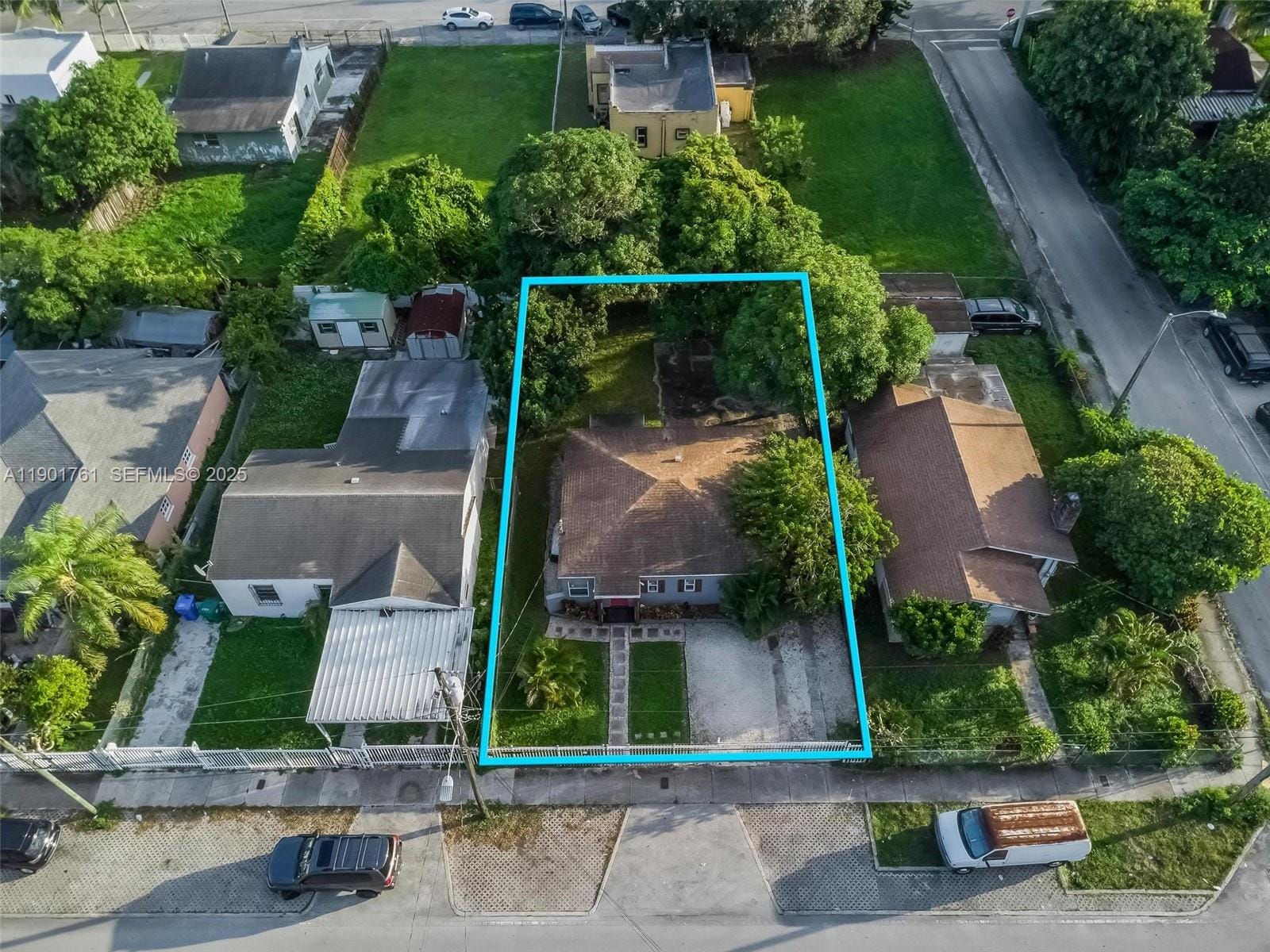 1240 NW 38th Street, Miami, FL 33142 photo 2