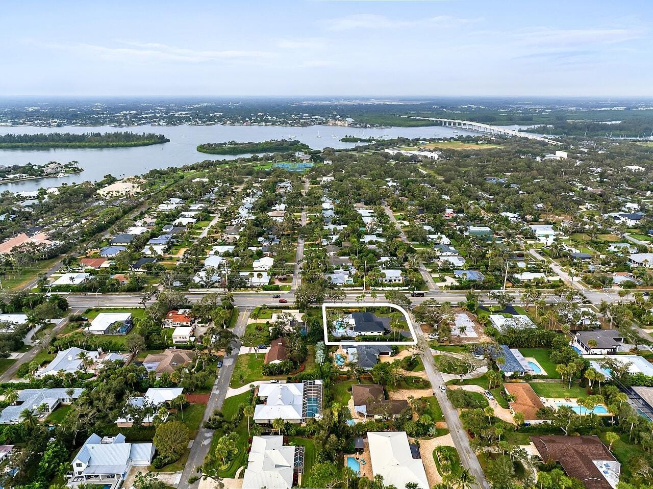 706 Flamevine Lane, Vero Beach, FL 32963 photo 16