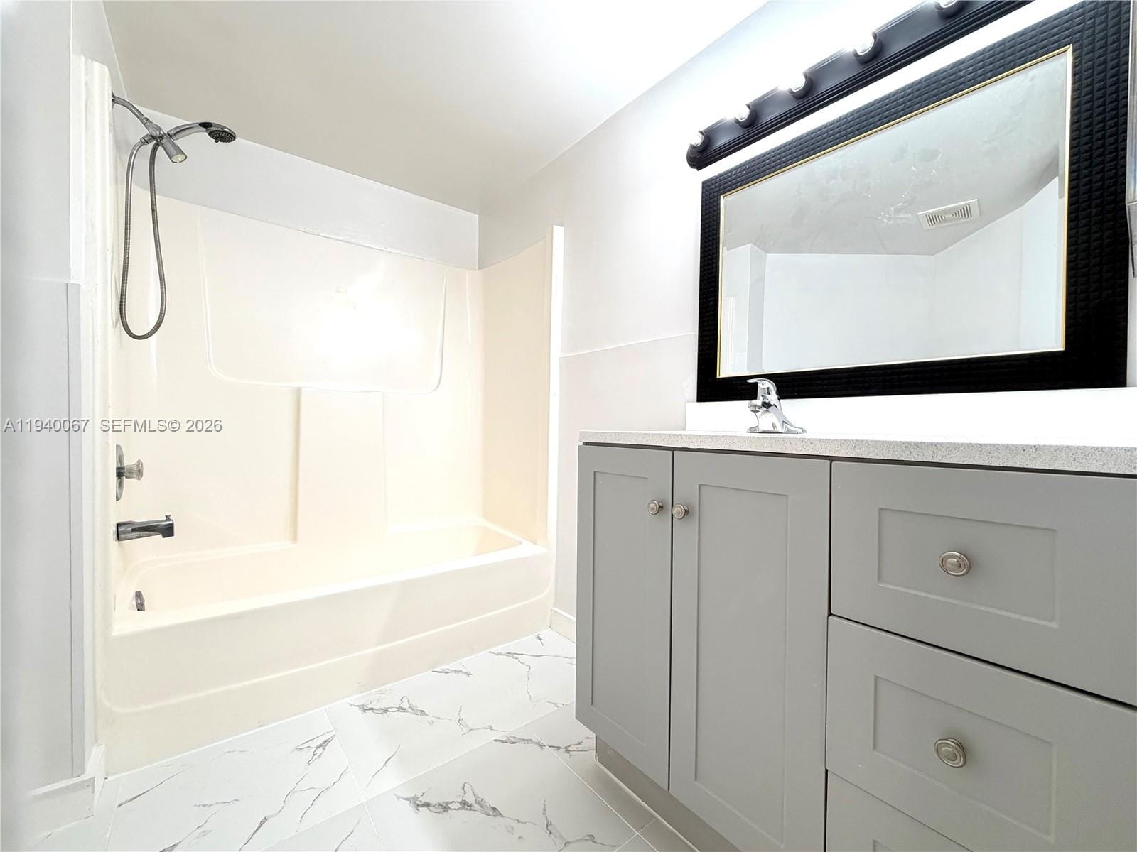 10249 NW 9th St Circle 107-8, Miami, FL 33172 photo 24