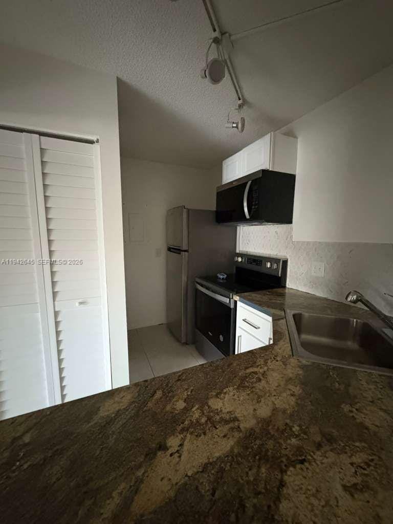 623 Sea Pine Way C1 — photo 6