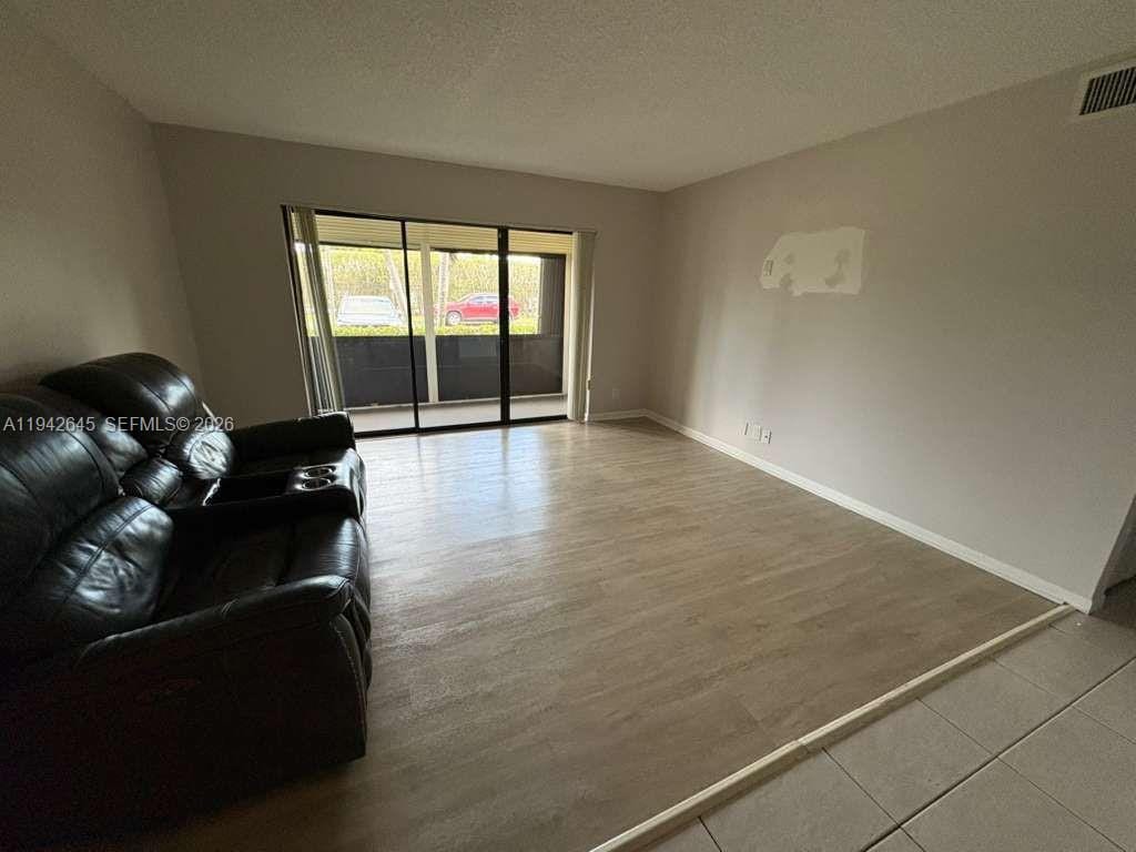 623 Sea Pine Way C1 — photo 7