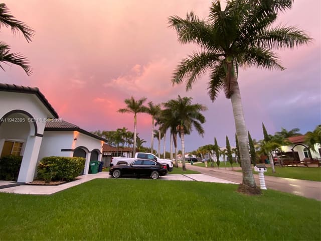 13135 SW 218th Terrace, sold in Estate Mansions, Miami, FL