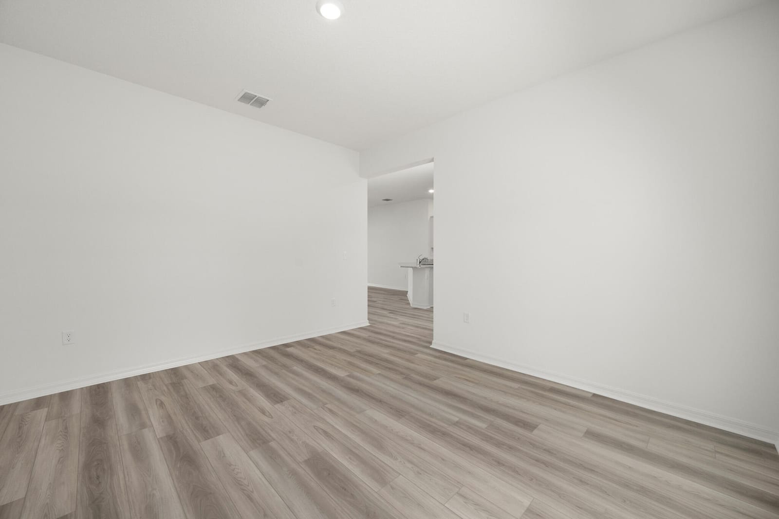 5507 Myrtle Drive — photo 9
