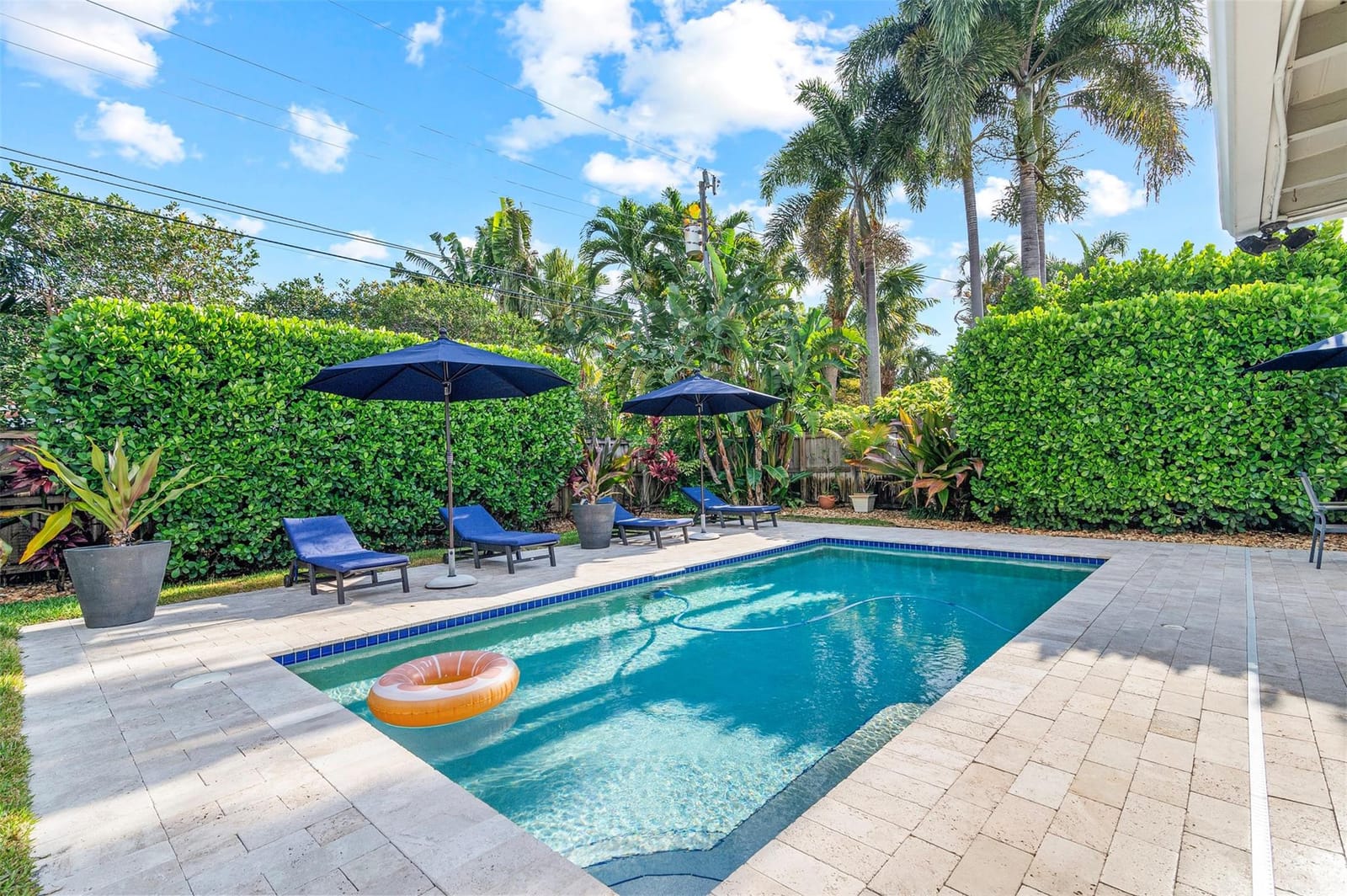 1915 NE 18th Street, Fort Lauderdale, FL 33305