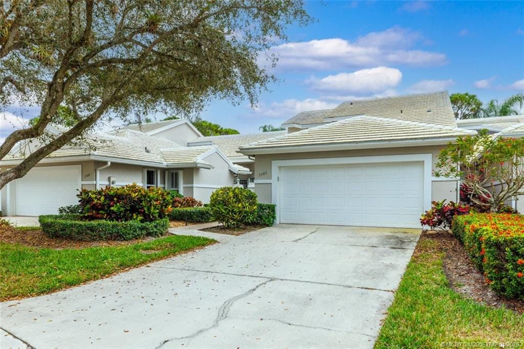 2382 SW Foxpoint Way — photo 3