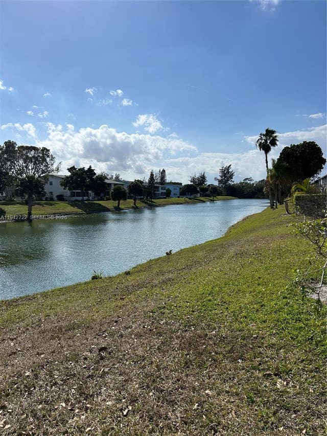 38 Northampton B 38, Northampton, West Palm Beach, FL