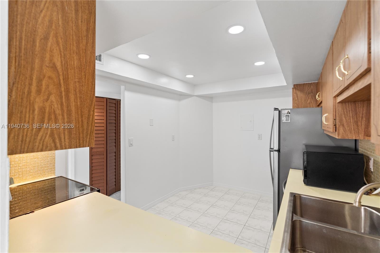 1351 NE Miami Gardens Drive 301E, Miami, FL 33179 photo 14