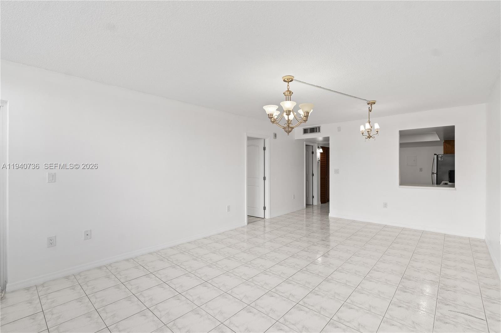 1351 NE Miami Gardens Drive 301E — photo 7