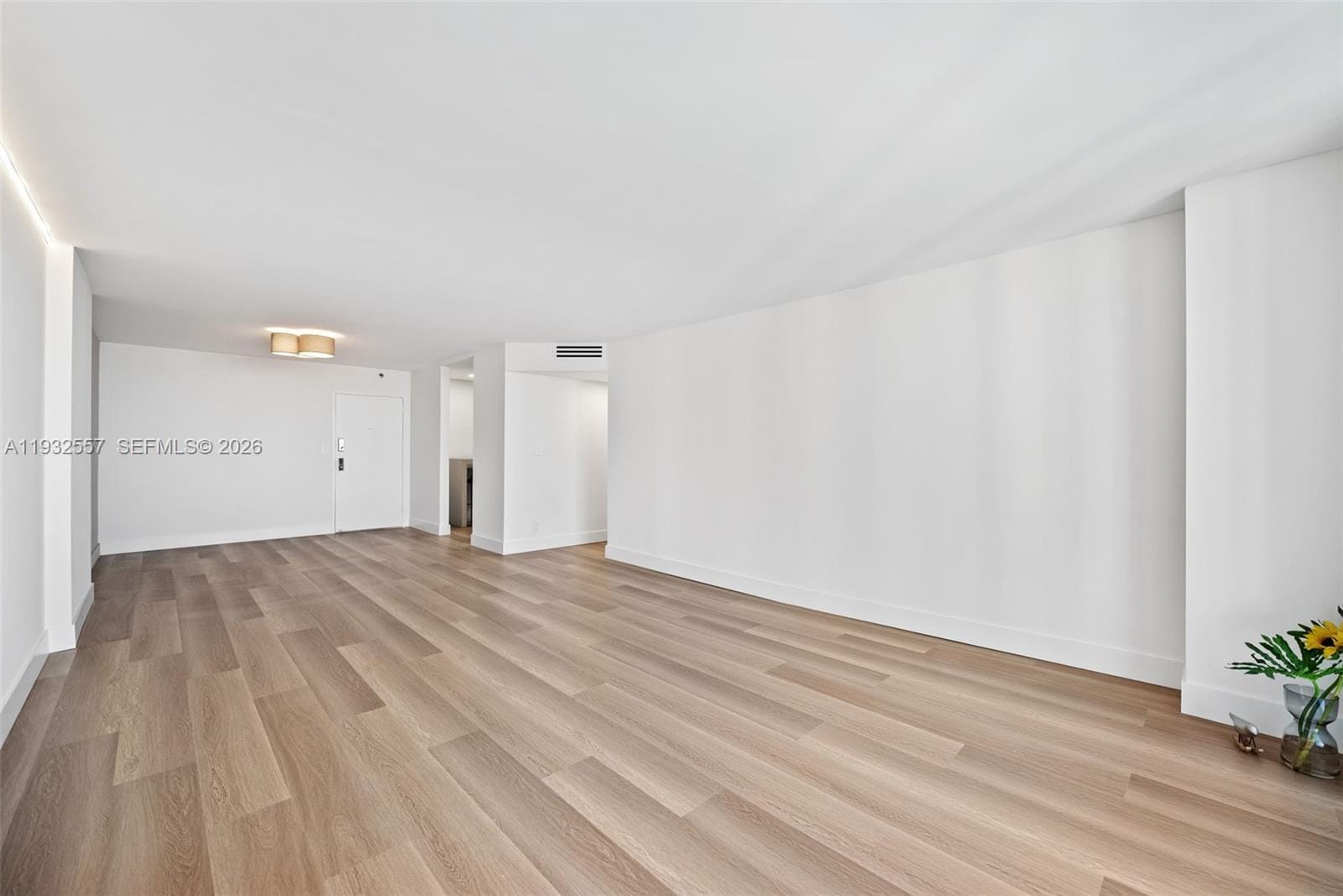 18151 NE 31st Court 1714 — photo 3