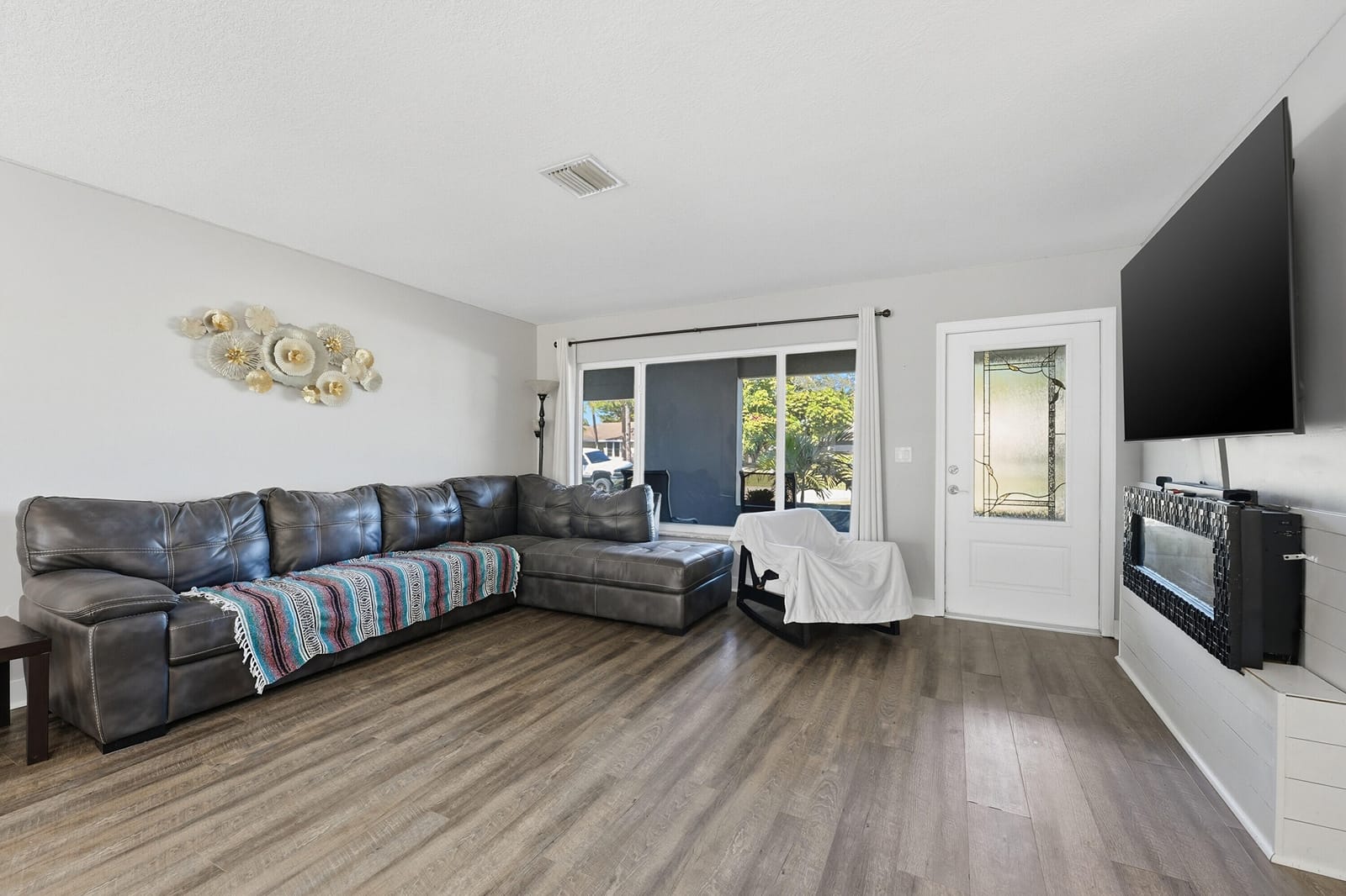 898 SE Evergreen Terrace — photo 8