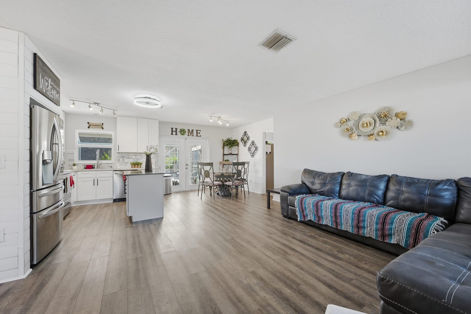 898 SE Evergreen Terrace — photo 9